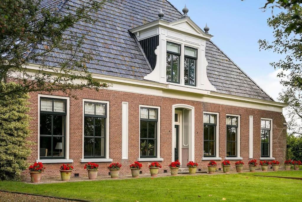 De Pronkkamer Leeuwarden Bagian luar foto