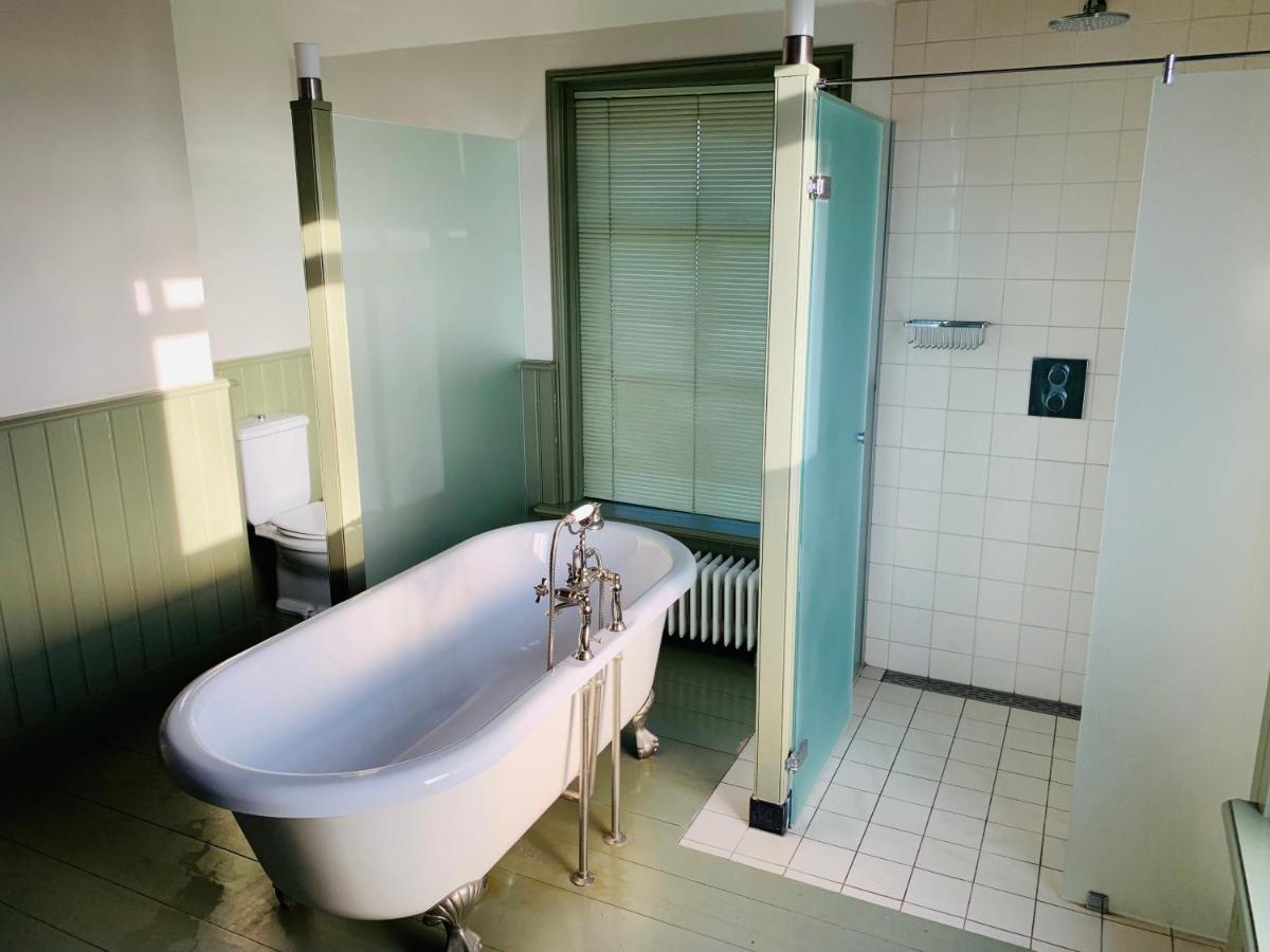 De Pronkkamer Leeuwarden Bagian luar foto