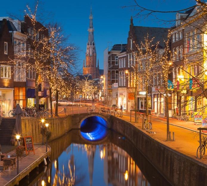 De Pronkkamer Leeuwarden Bagian luar foto