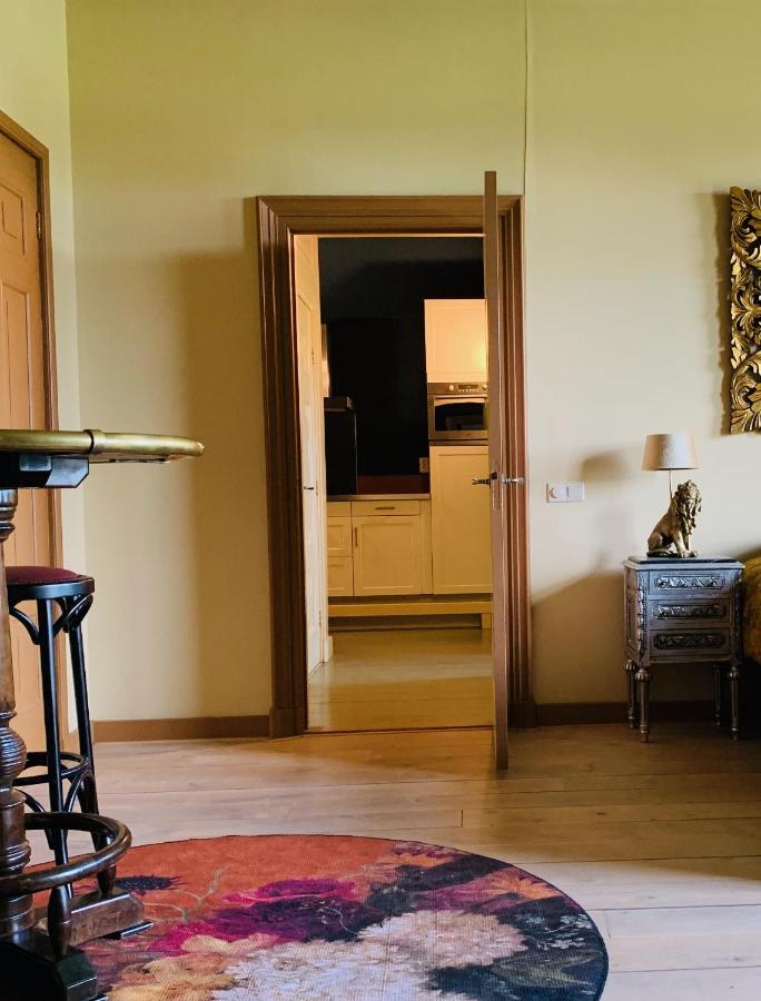 De Pronkkamer Leeuwarden Bagian luar foto