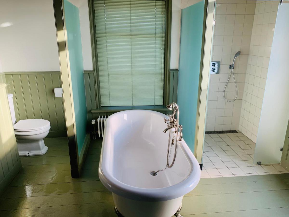De Pronkkamer Leeuwarden Bagian luar foto