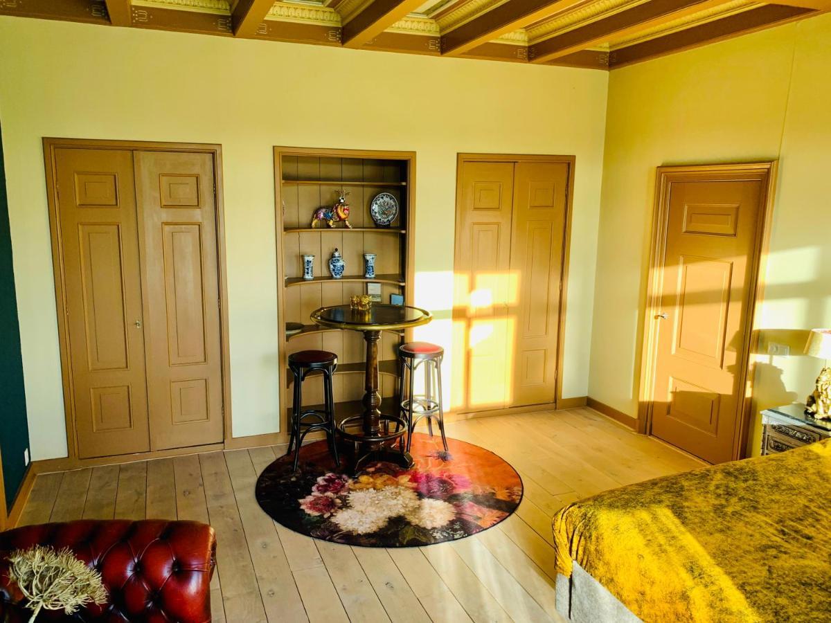 De Pronkkamer Leeuwarden Bagian luar foto